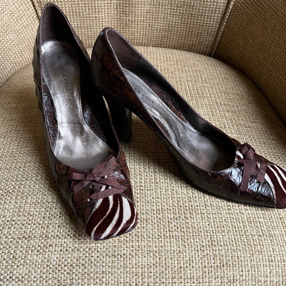 Kenneth Cole Brown Heels Croc leather